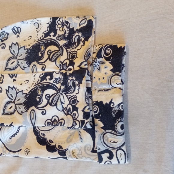 Pants - Picture 10 of 12